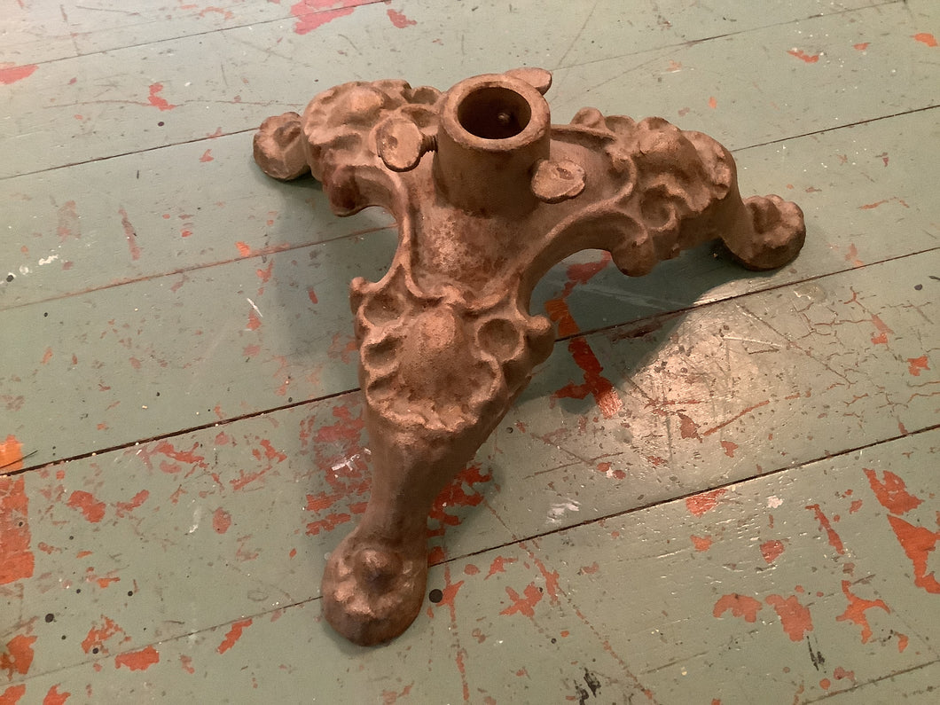 Cast Iron Tree Stand