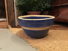 Load image into Gallery viewer, Blue crock
