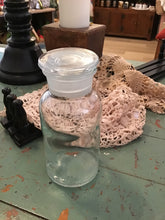 Load image into Gallery viewer, Apothecary bottle w/stopper
