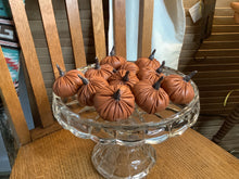 Load image into Gallery viewer, Cloth pumpkin
