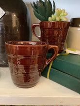 Load image into Gallery viewer, Brown crock
