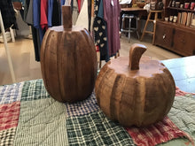 Load image into Gallery viewer, Faux pumpkins
