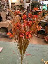 Load image into Gallery viewer, Paper floral stems
