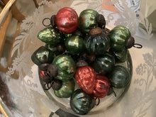 Load image into Gallery viewer, Vintage look mercury glass bulbs
