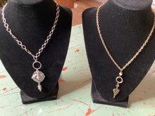 Load image into Gallery viewer, Short necklaces
