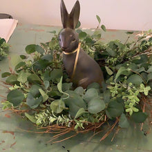 Load image into Gallery viewer, Mixed greenery twig wreath
