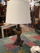 Load image into Gallery viewer, Small lamp w shade
