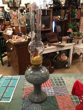 Load image into Gallery viewer, Oil lamp
