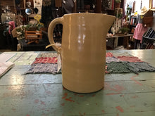 Load image into Gallery viewer, Studio pottery
