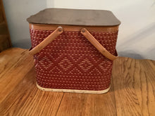 Load image into Gallery viewer, Picnic basket
