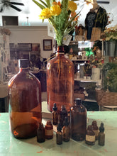 Load image into Gallery viewer, Amber glass bottles
