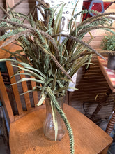 Load image into Gallery viewer, Faux grass stems
