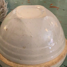 Load image into Gallery viewer, Crock bowl
