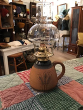 Load image into Gallery viewer, Oil lamp
