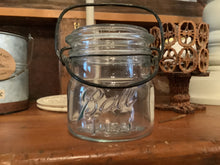 Load image into Gallery viewer, Vintage canning jar
