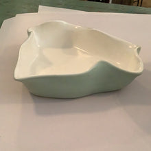 Load image into Gallery viewer, Red wing dish/planter
