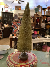 Load image into Gallery viewer, Doorknob Christmas trees
