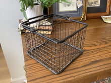Load image into Gallery viewer, Wire basket

