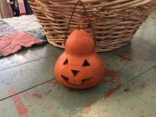 Load image into Gallery viewer, Dried gourds
