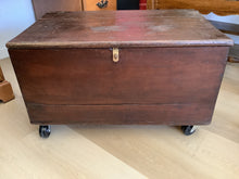 Load image into Gallery viewer, Homemade vintage wooden box
