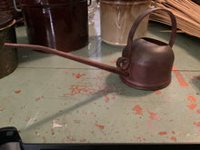 Load image into Gallery viewer, Vintage metal items
