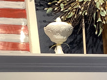 Load image into Gallery viewer, Milk glass
