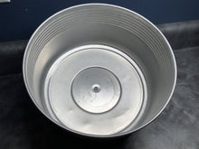 Load image into Gallery viewer, Metal cake plate covers
