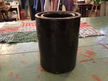 Load image into Gallery viewer, Brown crockery
