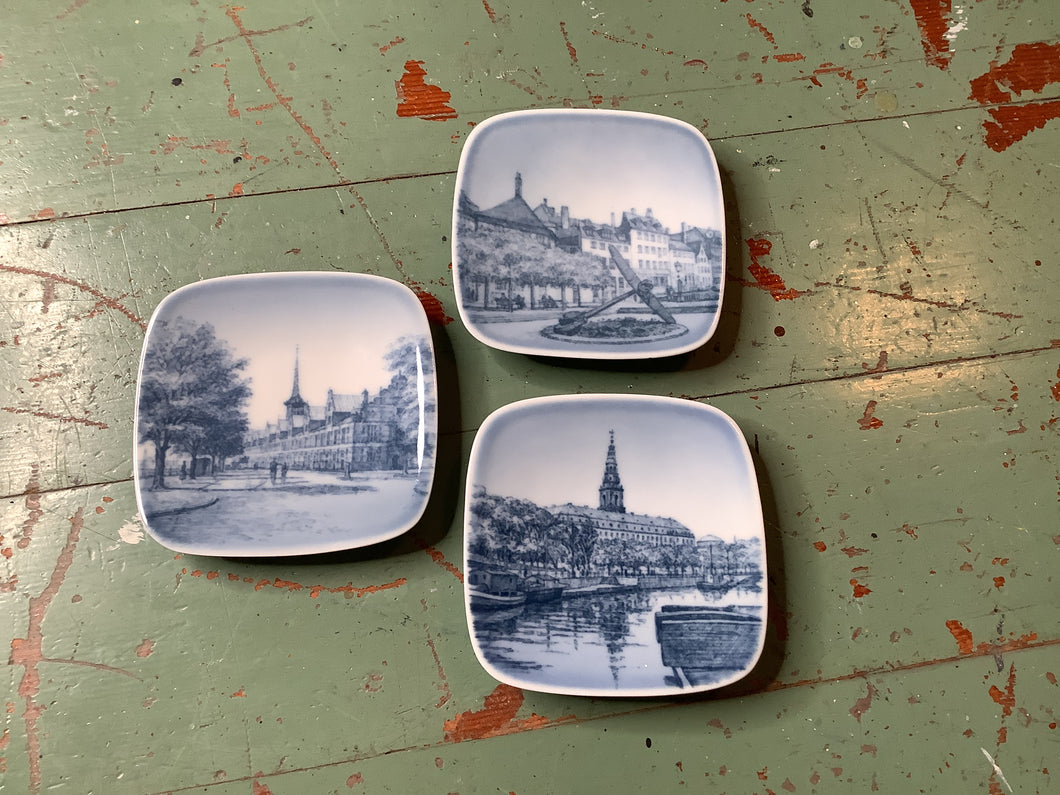 Display plates