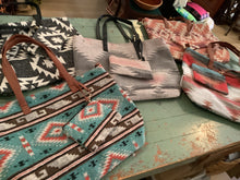 Load image into Gallery viewer, Tapestry handbag set
