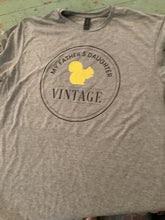 Load image into Gallery viewer, Logo t-shirt
