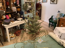 Load image into Gallery viewer, Pine tree
