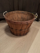 Load image into Gallery viewer, Produce Basket
