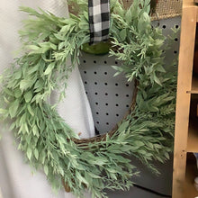 Load image into Gallery viewer, 10” wreath
