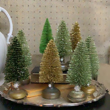 Load image into Gallery viewer, Doorknob Christmas trees
